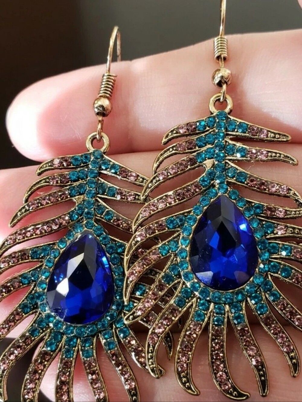 eye candy Blue Teardrop Peacock Feather Dangle Earrings